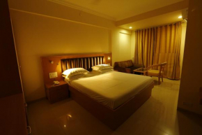  Hotel Ravikiran  Алибаг
